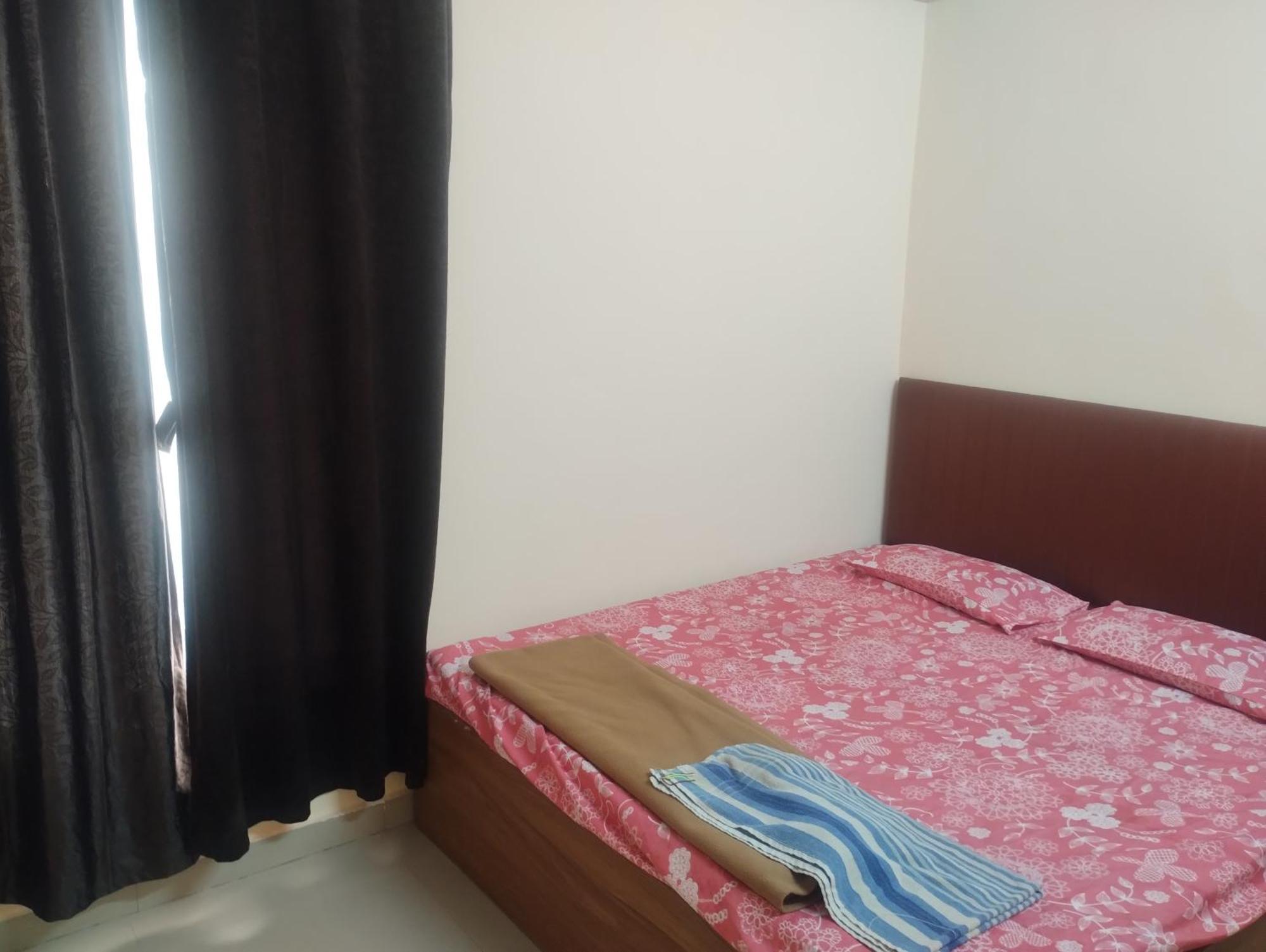 Hotel Metro Althan Сурат Экстерьер фото